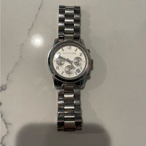 Michael Kors Silver Watch ⌚️